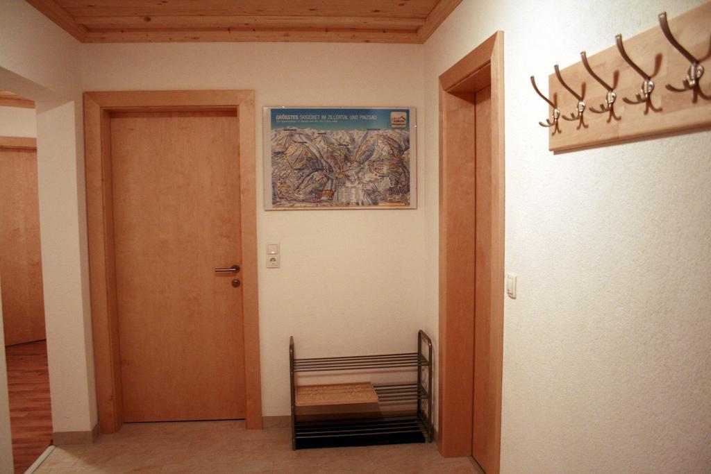 דירות Zellberg Haus Burbach מראה חיצוני תמונה