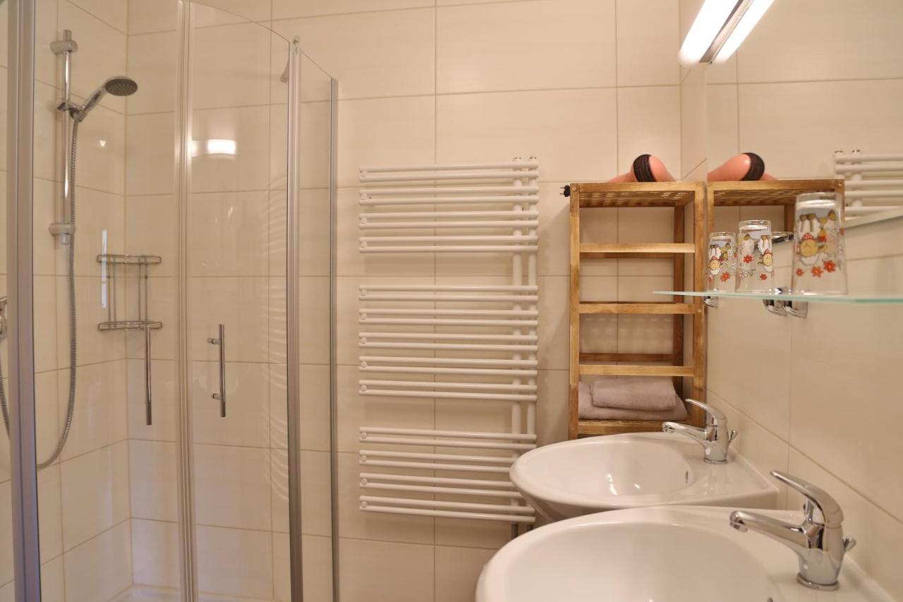 דירות Zellberg Haus Burbach מראה חיצוני תמונה